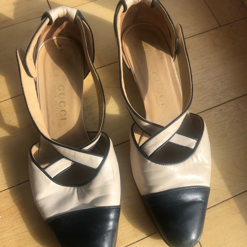 Vintage Gucci Flats